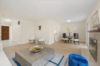 Photo #6: ML82025776 Listing 