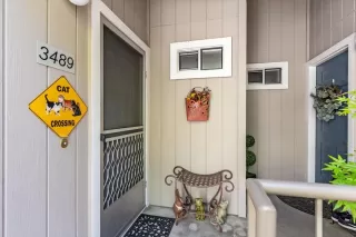 Photo #4: ML82025811 Listing