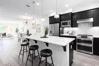 Photo #3: ML82025827 Listing