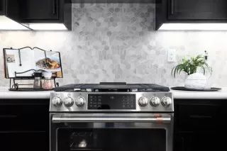 Photo #6: ML82025827 Listing