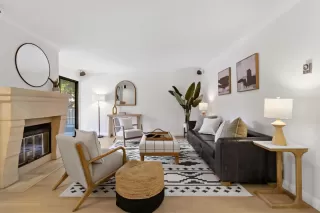 Photo #3: ML82025852 Listing 