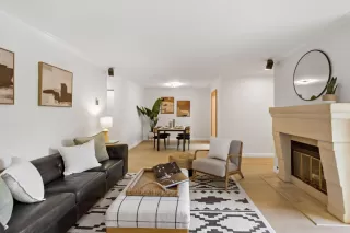 Photo #4: ML82025852 Listing 