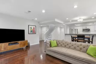 Photo #6: ML82025883 Listing