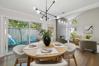 Photo #5: ML82025899 Listing