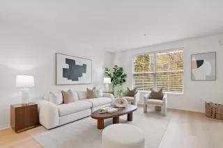 Photo #6: ML82025902 Listing