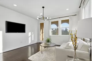 Photo #3: ML82025928 Listing 