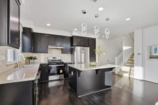 Photo #6: ML82025928 Listing 