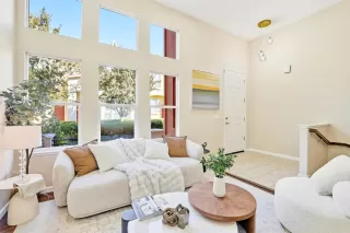 Photo #3: ML82025942 Listing 