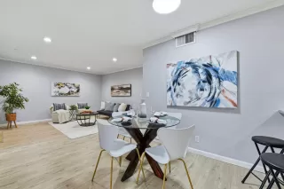 Photo #4: ML82025982 Listing 