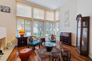 Photo #3: ML82026072 Listing 