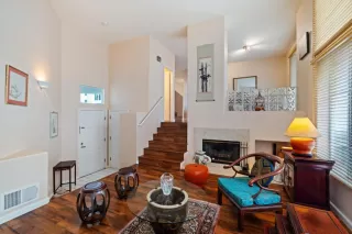 Photo #5: ML82026072 Listing 