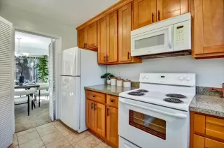 Photo #6: ML82026211 Listing 