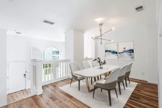 Photo #4: ML82026235 Listing 