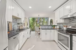 Photo #6: ML82026267 Listing