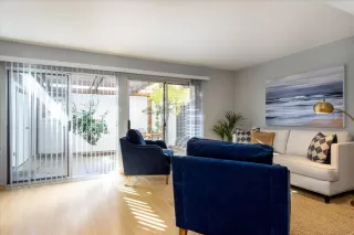 Photo #5: ML82026282 Listing 