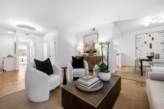 Photo #6: ML82026311 Listing