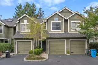 Browse active condo listings in PACIFIC PARC