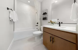 Photo #2: ML82026419 Listing 