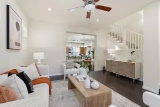 Photo #3: ML82026570 Listing