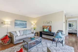 Photo #6: ML82026589 Listing 