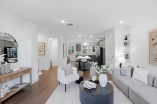 Photo #4: ML82026593 Listing 