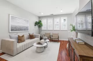 Photo #5: ML82026619 Listing 