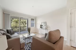 Photo #5: ML82026624 Listing 