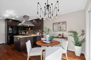 Photo #2: ML82026625 Listing 