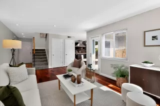 Photo #6: ML82026625 Listing 