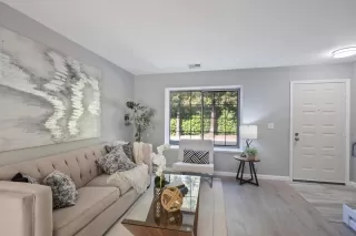 Photo #4: ML82026639 Listing