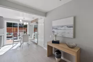 Photo #5: ML82026639 Listing