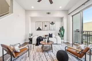 Photo #4: ML82026664 Listing 