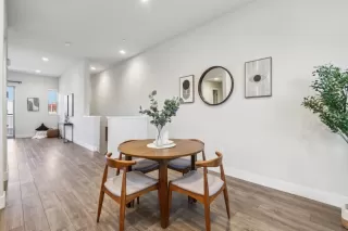 Photo #6: ML82026664 Listing 