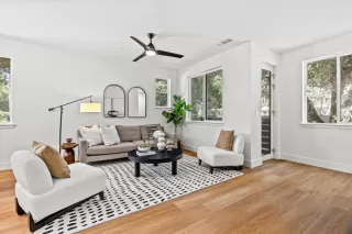 Photo #6: ML82026822 Listing 