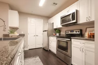 Photo #2: ML82026945 Listing 