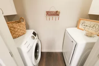 Photo #4: ML82026945 Listing 