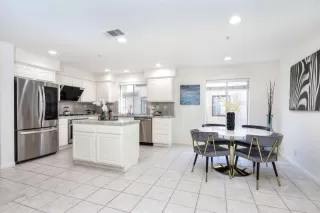 Photo #6: ML82026968 Listing