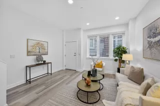 Photo #4: ML82026989 Listing 