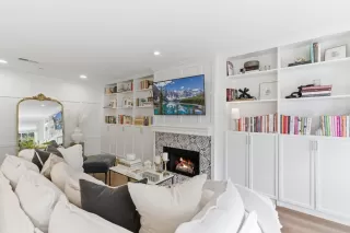 Photo #5: ML82027017 Listing 