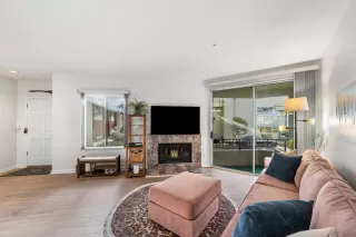 Photo #6: ML82027034 Listing 