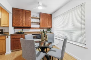 Photo #5: ML82027207 Listing 