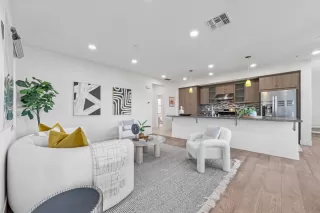 Photo #4: ML82027265 Listing 