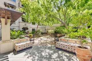 Photo #2: ML82027293 Listing 