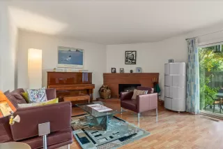 Photo #6: ML82027349 Listing