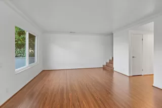 Photo #6: ML82027350 Listing 