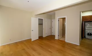 Photo #6: ML82027357 Listing 