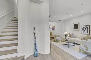 Photo #5: ML82027383 Listing 