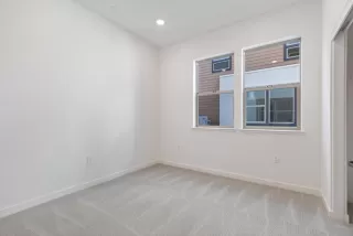 More Details about MLS # ML82027411 : 6710 OPTIMUM LOOP