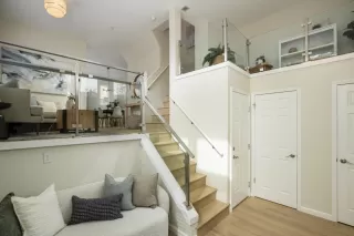 Photo #6: ML82027456 Listing 