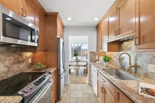 Photo #6: ML82027461 Listing 